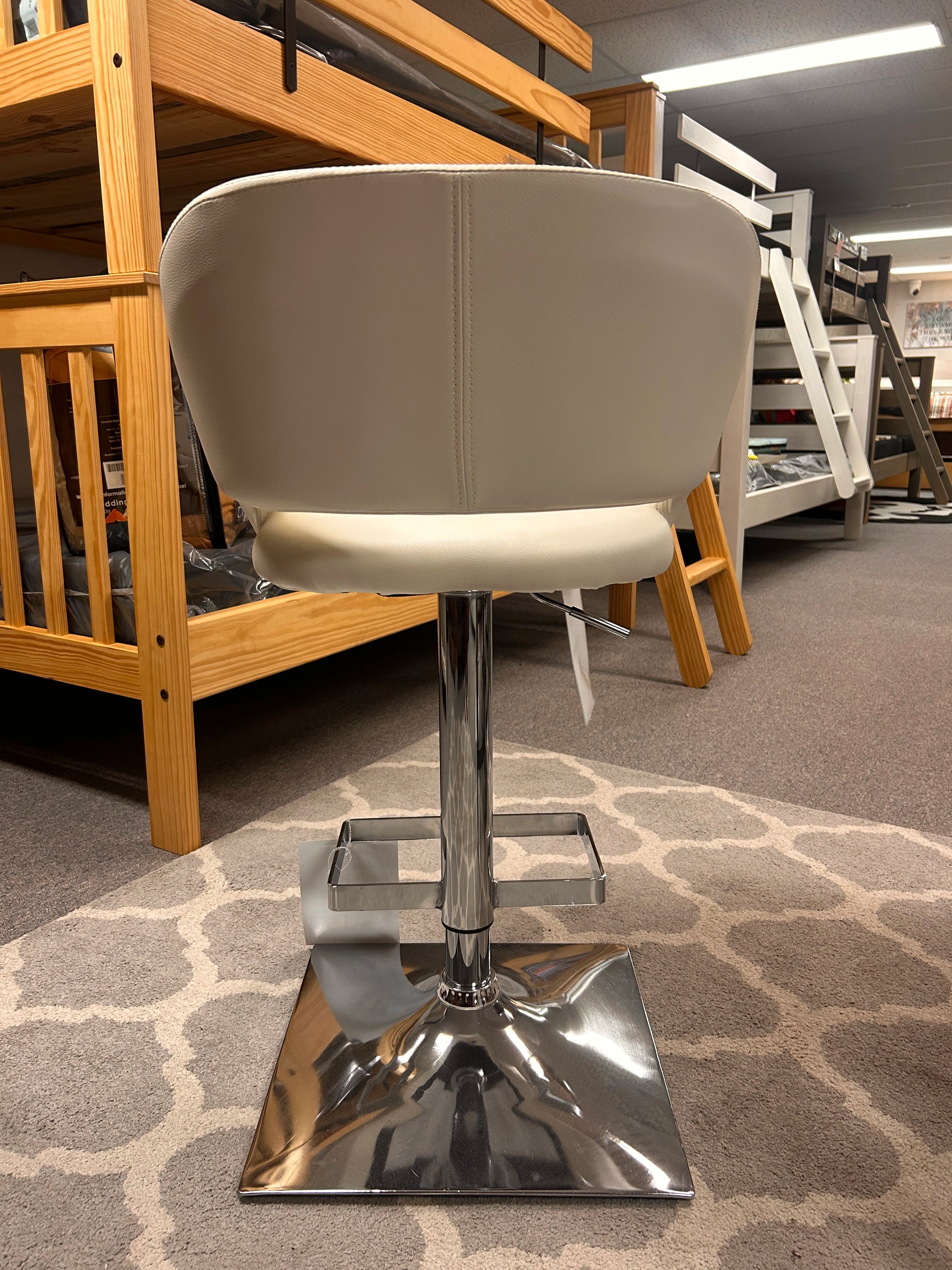 20726 Sunpan Barstool