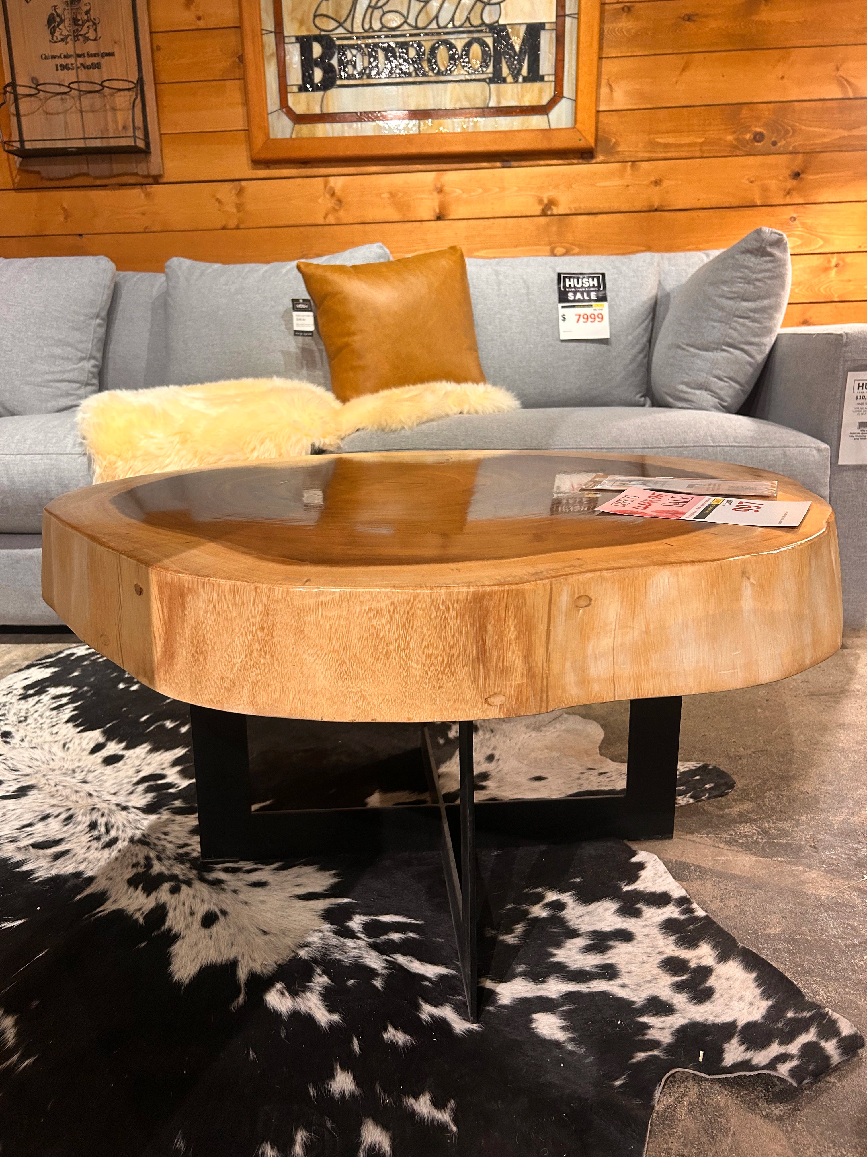 51000003 DC Class Coffee Table Bartek